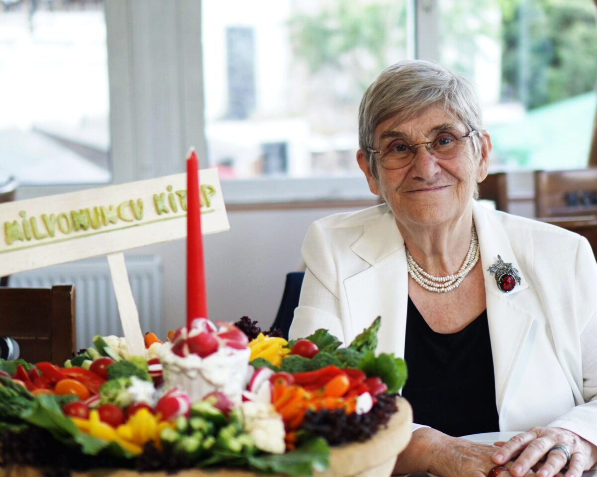 Prof. Dr. Canan Karatay, çayı şekerli içmenin sağlık üzerindeki olumsuz