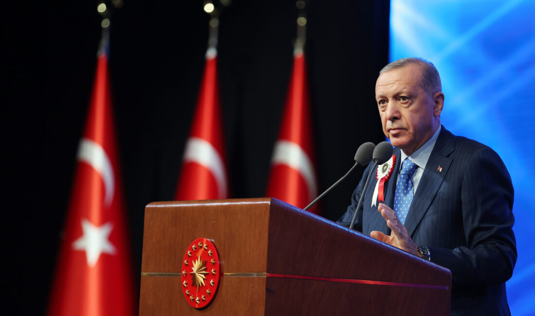 Cumhurbaşkanı Erdoğan, Kabine toplantısı sonrası ekonomiye dair önemli mesajlar verdi.