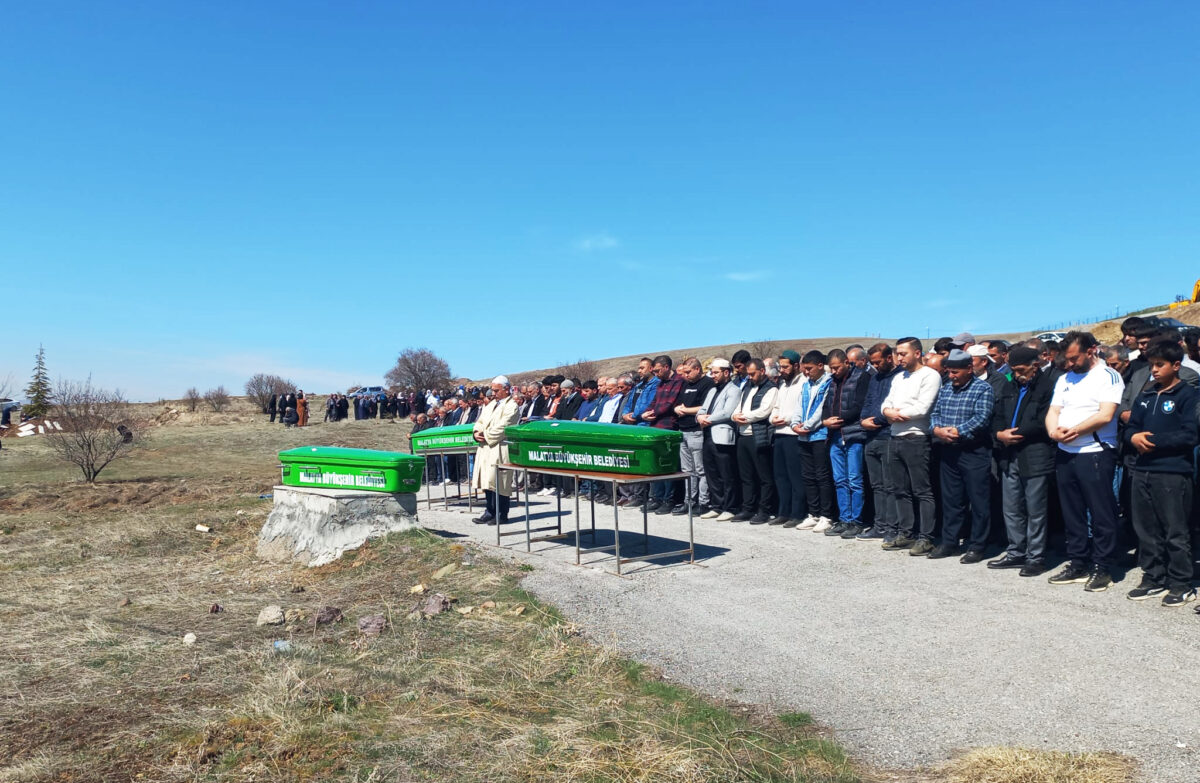 Malatya-Elazığ kara yolu Hacıyusuflar Mahallesi mevkiinde meydana gelen trafik kazasında,