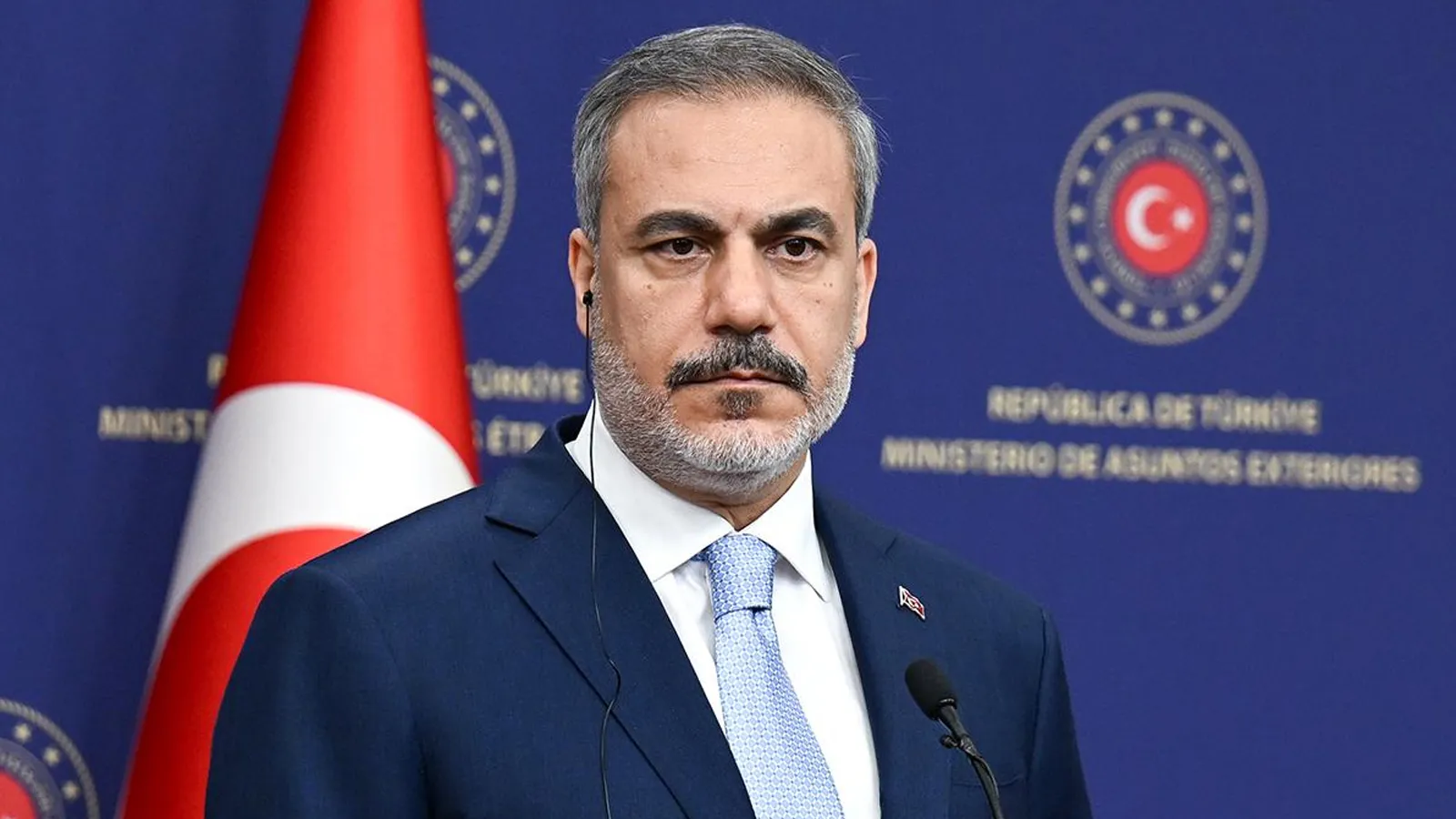 Dışişleri Bakanı Hakan Fidan, Londra'da düzenlenen Ukrayna konulu zirvede, ABD'nin