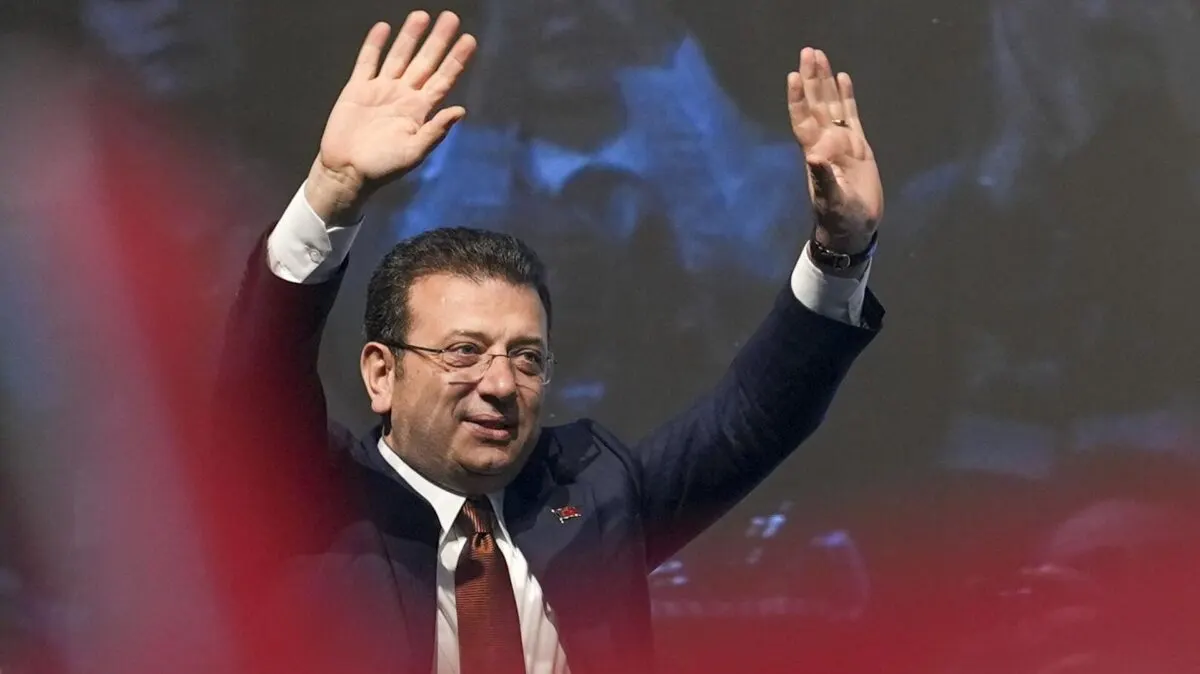 İstanbul Büyükşehir Belediye Başkanı Ekrem İmamoğlu, hakkında yürütülen hukuki süreçlere