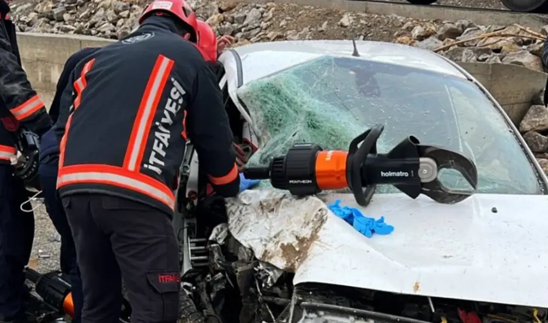 Malatya-Elazığ yolu Akçuğuz Kışlası mevkiinde meydana gelen zincirleme trafik kazasında