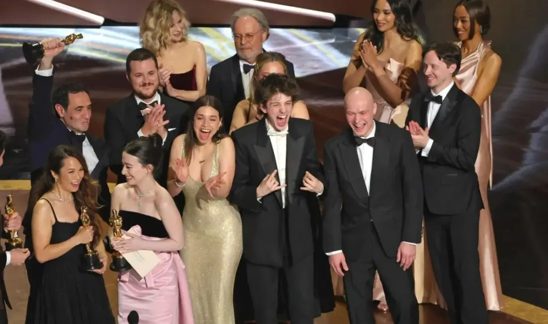 Los Angeles'taki Dolby Theatre'da düzenlenen 97. Akademi Ödülleri töreninde, sinema