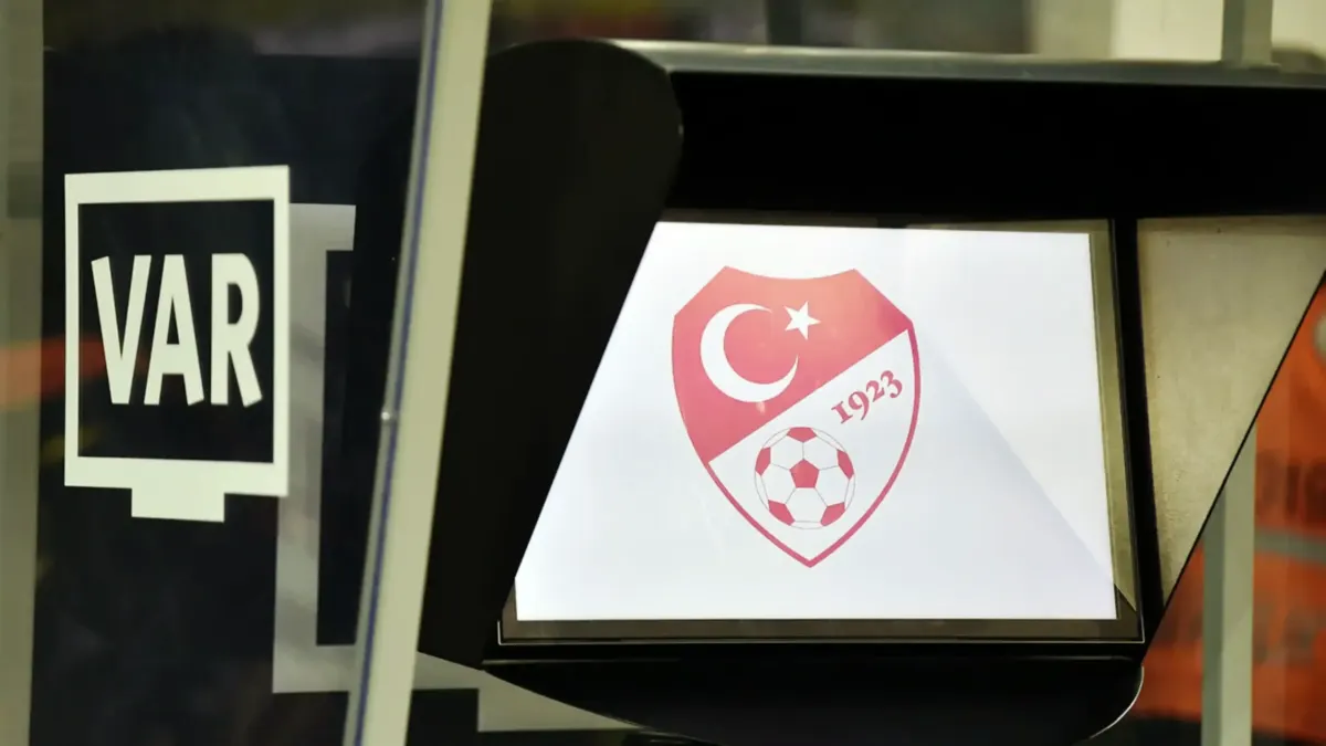 Türkiye Futbol Federasyonu (TFF) tarafından Süper Lig’de başlatılan yabancı VAR