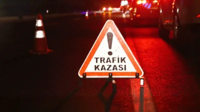 Malatya'nın Yazıhan ilçesi Bahçelievler Kavşağı'nda meydana gelen trafik kazasında, Malatya
