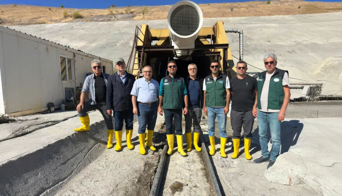 Malatya'nın Arguvan ilçesinde, Yoncali Barajı İsale Tüneli'ndeki inşaat çalışmaları hız