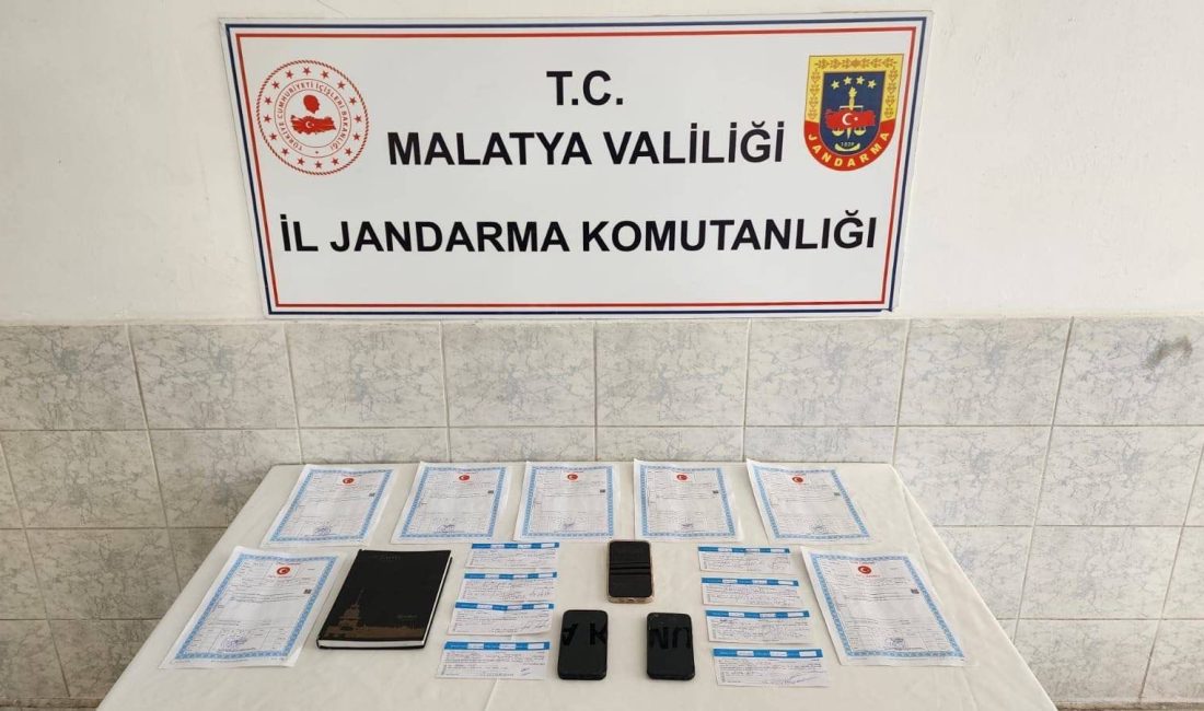 Arguvan’da jandarma ekiplerince yürütülen çalışmalarda, yüksek meblağlı para hareketleri tespit