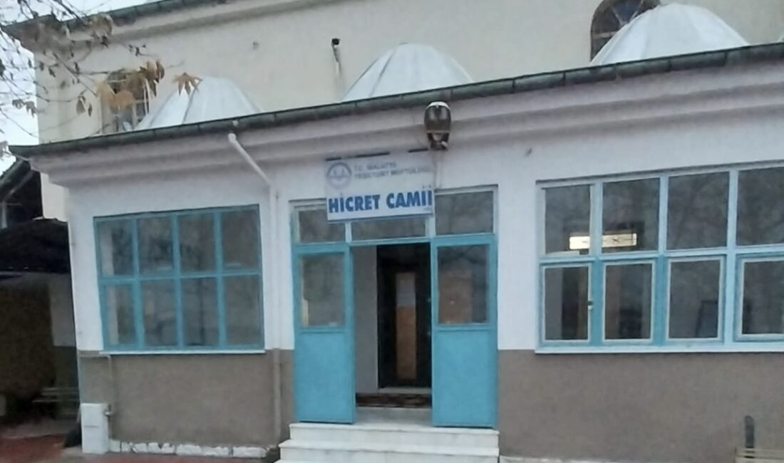 Dilek Hicret Camii ve Kur’an Kursu’nda uzun süredir yaşanan ısınma