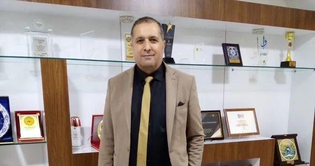 Deprem sonrası yeniden inşa edilen Malatya Ortaokulu’nda, merhum gazeteci Akif