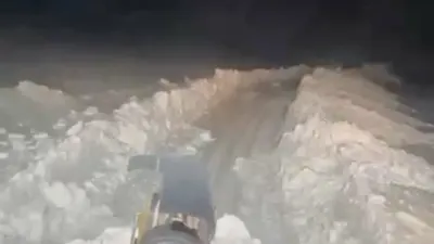 Darende’de etkili olan yoğun kar yağışı ve tipi, ulaşım ve
