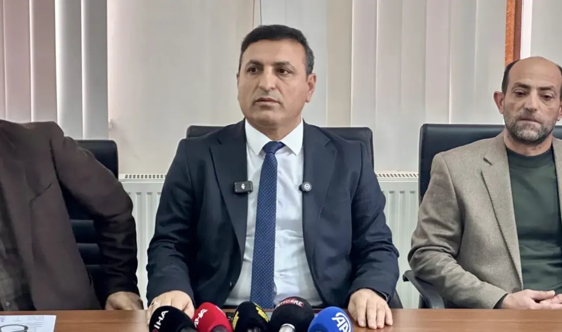 Yazıhan Belediye Başkanı Av. Abdulvahap Göçer ile CHP Malatya Milletvekili