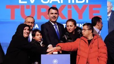 Malatya’da 500 bin sosyal konut projesi kapsamında gerçekleştirilen kura töreni,