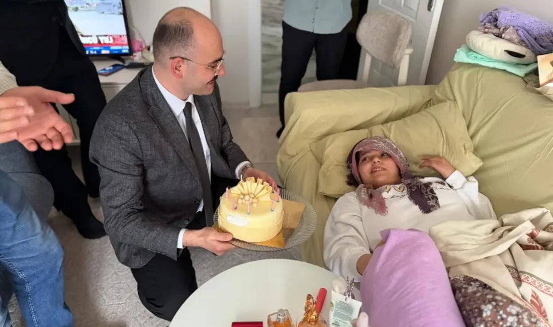 6 Şubat 2023 depremlerinde sol bacağını kaybeden ve yaşadığı büyük