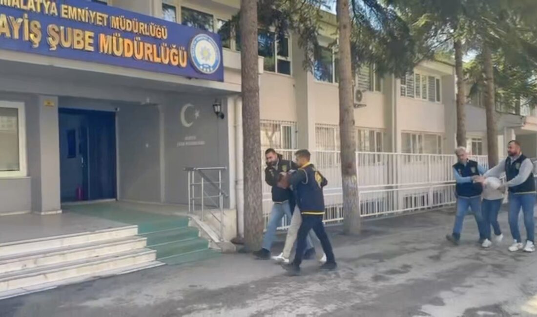 Malatya’da kuyumcu soygunu girişimi ile ilgili olayla bağlantılı 2 şüpheli