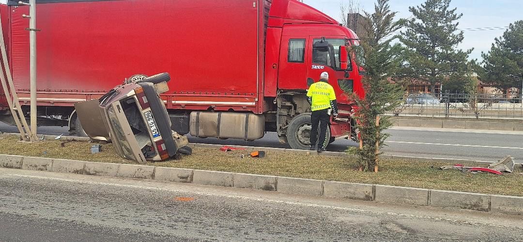 Malatya’da çevre yolunda meydana gelen trafik kazası ucuz atlatıldı.