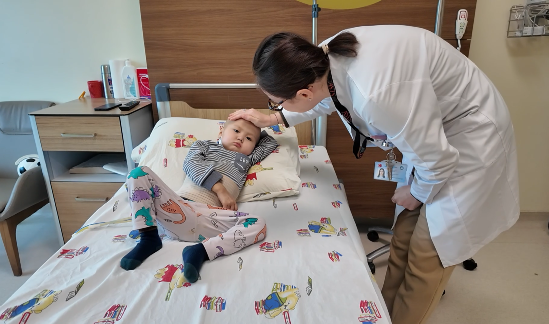 Zorlu operasyonu gerçekleştiren Dr. Öğr. Üyesi Neslihan Çelik, “Nuryiğit’in iyileşmesi