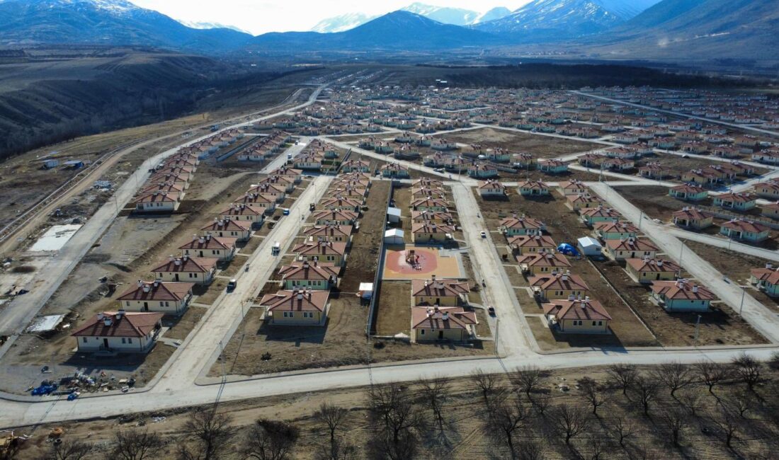 6 Şubat depremlerinin ardından yeniden imar ve ihya çalışmalarının sürdüğü