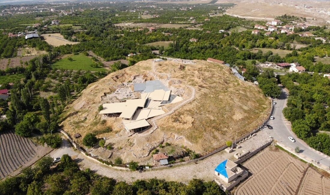 Malatya’nın köklü tarihi miraslarından Arslantepe Höyüğü, “Dünya Mirası Türkiye” projesi