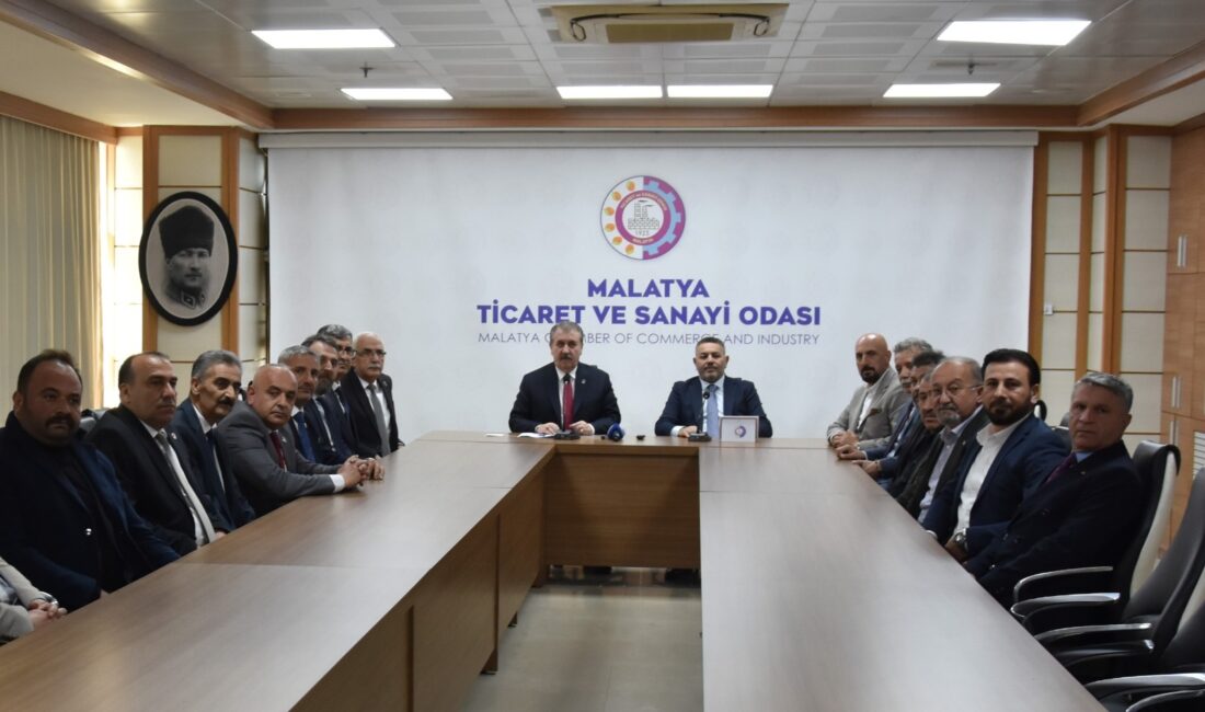 Büyük Birlik Partisi Genel Başkanı Mustafa Destici, Malatya Ticaret ve