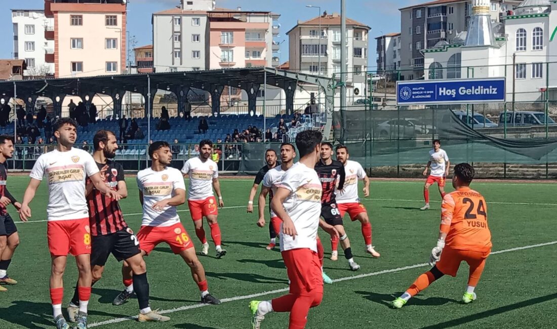Bölgesel Amatör Lig’in 18’inci haftasında Malatya derbisinde Battalgazi Belediyespor, Malatyaspor’u