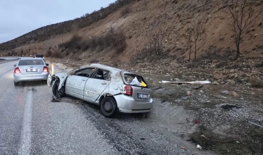 Doğanşehir’de Otomobil Takla Attı: 1 Yaralı Malatya’nın Doğanşehir ilçesinde yağışlı hava nedeniyle meydana gelen trafik kazasında