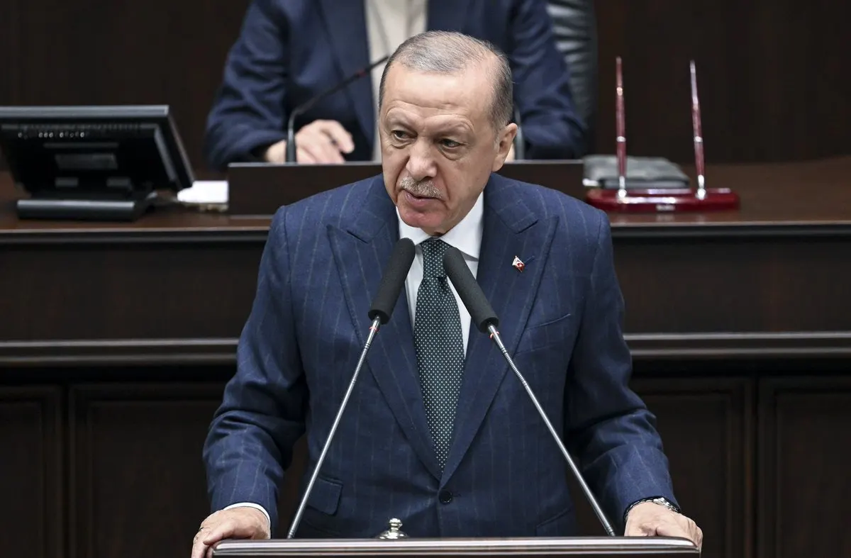 Emekli maaşları ile bayram ikramiyeleri, bayram öncesinde hesaplara yatırılacak. Mart