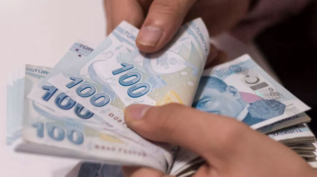 Aile ve Sosyal Hizmetler Bakanı Mahinur Özdemir Göktaş, evlerinde bakılan