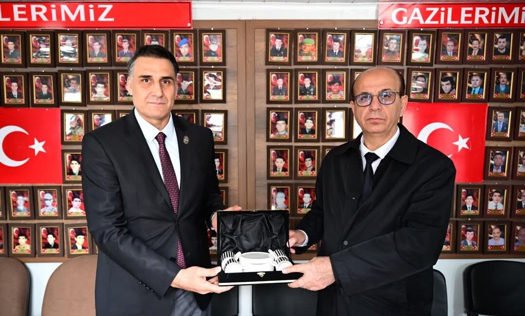 Yeşilyurt Belediye Başkanı İlhan Geçit, Malatya Gaziler ve Şehit Aileleri