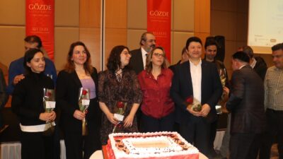 Malatya’da faaliyet gösteren Gözde Hastanesi’nde 14 Mart Tıp Bayramı ve