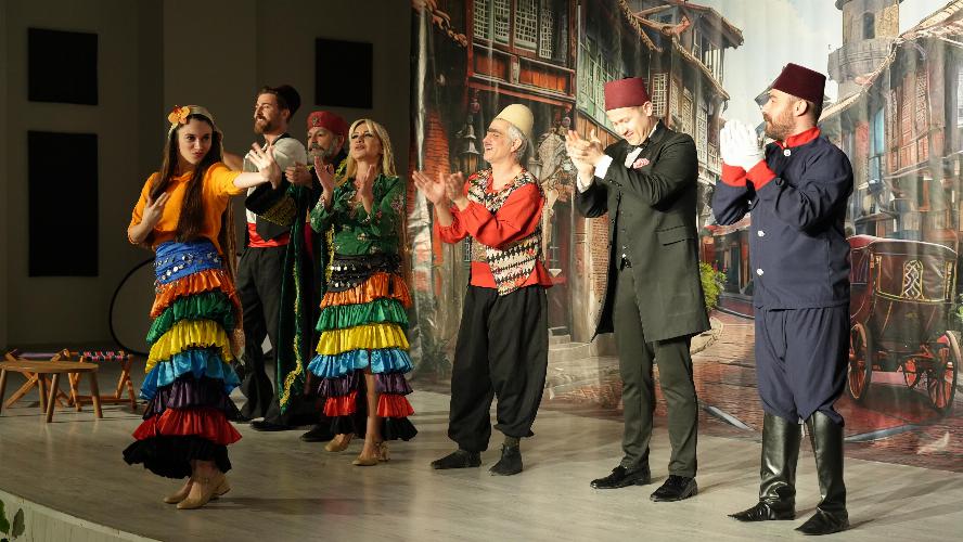 Geleneksel Türk tiyatrosunun en sevilen eserlerinden biri olan “Kanlı Nigar”,