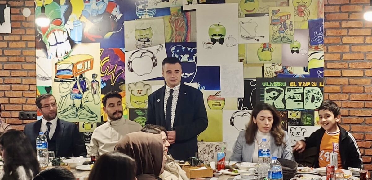 Kariyer Büro Sen Doğu-Güneydoğu Şubesi tarafından düzenlenen iftar programında üyeler