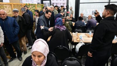 Battalgazi Belediyesi Ramazan boyunca Hizmet Lokantası’nda düzenlenen iftar programlarında Başkan