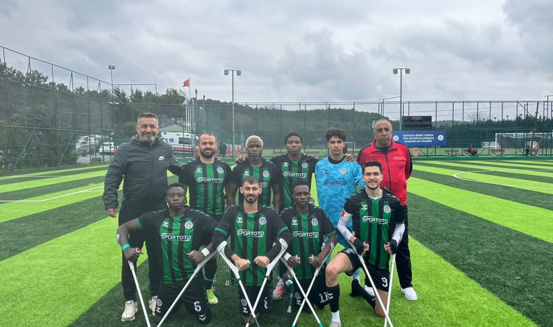 Malatya Büyükşehir Belediyesi Ampute Futbol Takımı, sahasında karşılaştığı Şişli Yeşiltepe