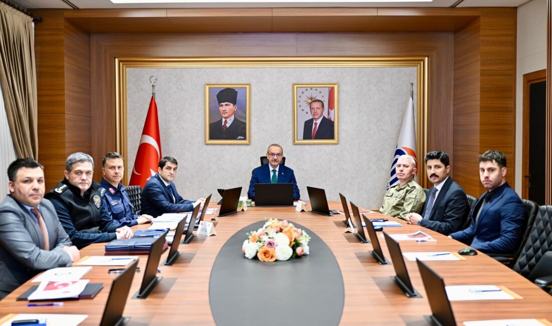 Malatya Valisi Seddar Yavuz başkanlığında gerçekleştirilen İl Güvenlik, Asayiş ve
