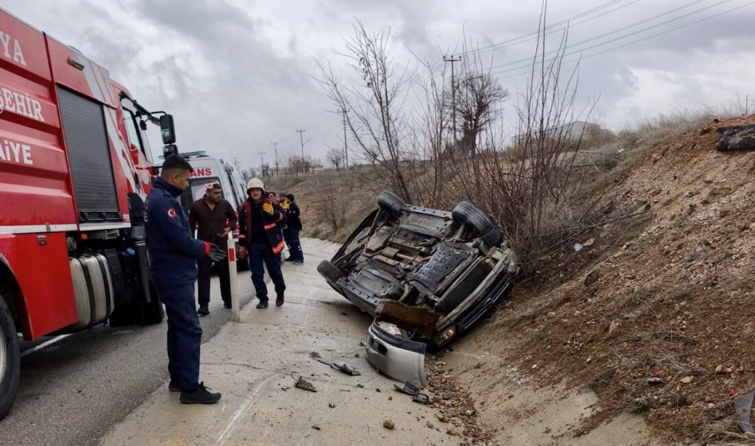 Malatya-Ankara karayolunda kontrolden çıkarak takla atan otomobilde 4’ü çocuk 6