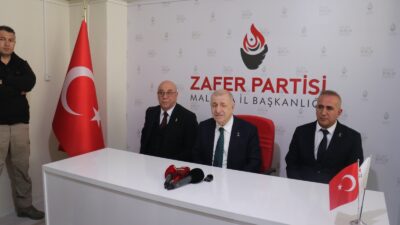 Zafer Partisi Genel Başkanı Ümit Özdağ, Malatya’da partisinin il binasının