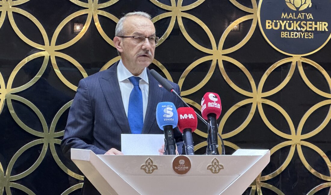 Malatya’da düzenlenen Kadına Yönelik Şiddetle Mücadele Çalıştayı’nda konuşan Vali Seddar