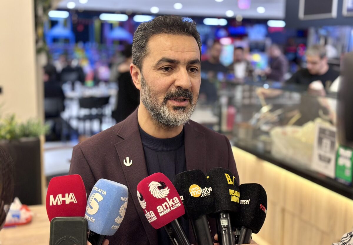 Yeniden Refah Partisi Genel Başkan Yardımcısı Bilal Yıldırım, özel bir