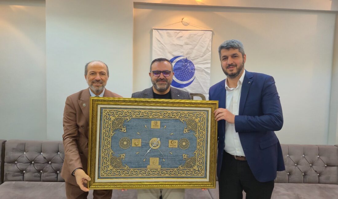 Anadolu Gençlik Derneği Malatya Şubesi’nde başkanlık görevi Vahdettin Altınova’dan Ahmet