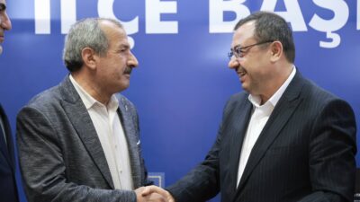 Yeniden Refah Partisi’nden AK Parti’ye katılan Kale Belediye Meclis Üyesi