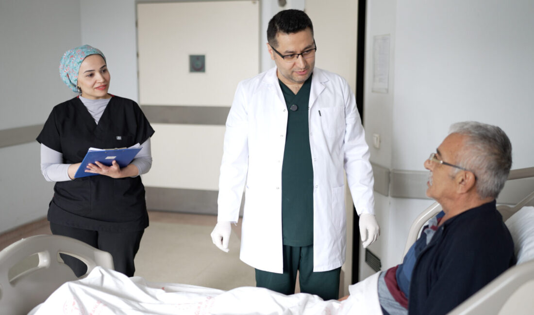 Malatya Eğitim ve Araştırma Hastanesi Genel Cerrahi Kliniği’nde gerçekleştirilen başarılı