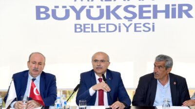 Malatya Büyükşehir Belediye Başkanı Sami Er, Dedekorkut Restoranda düzenlenen programda