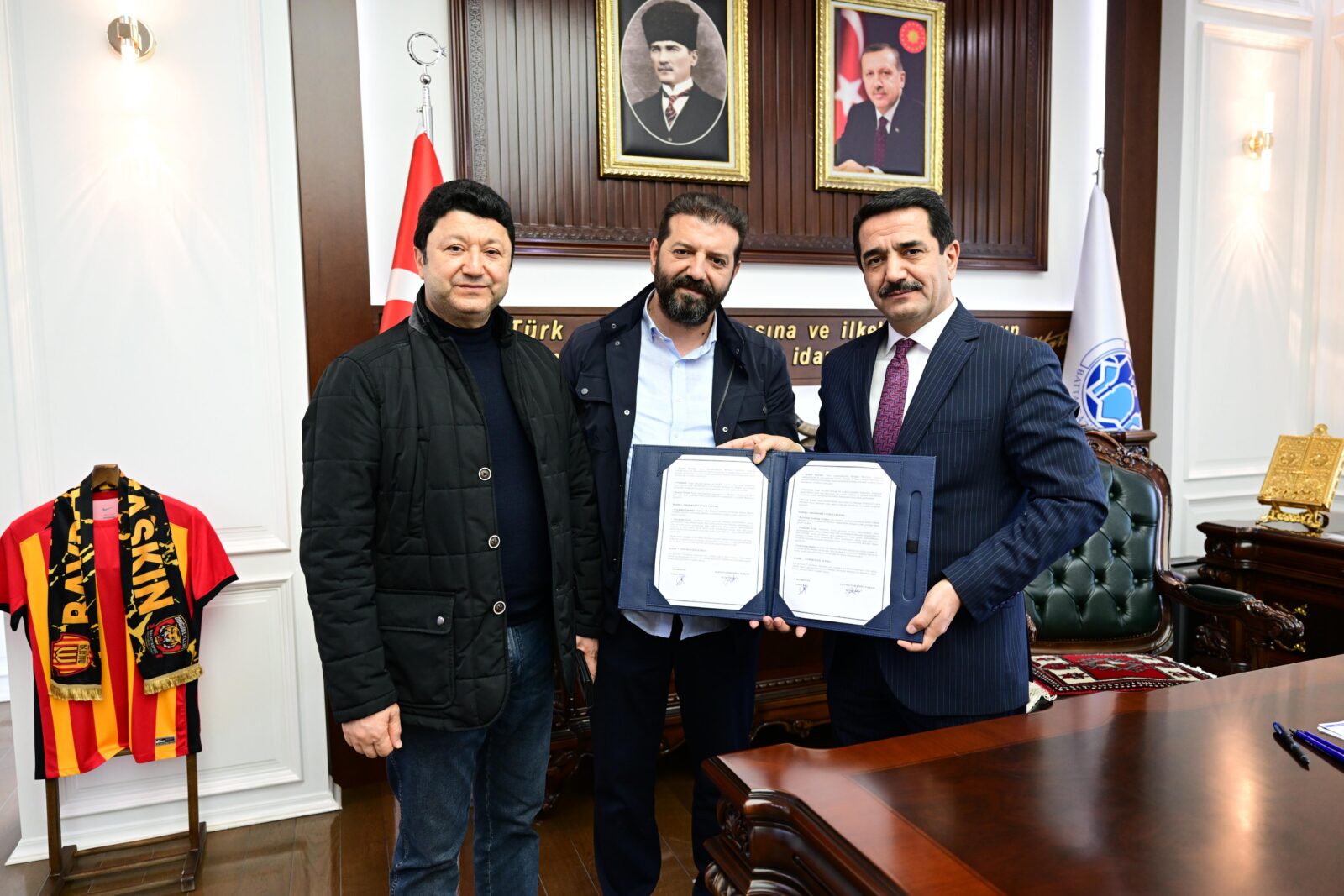 Battalgazi Belediyesi’nin mahallelere taziye evi kazandırma çalışmaları kapsamında, Mustafapaşa Mahallesi’nde