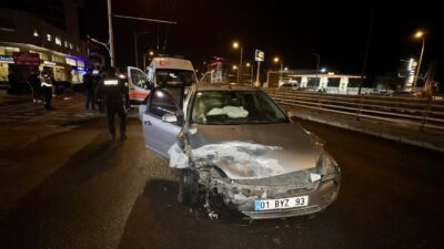 Çevreyolu üzeri Eski Köy Garajı yakınlarında meydana gelen trafik kazasında