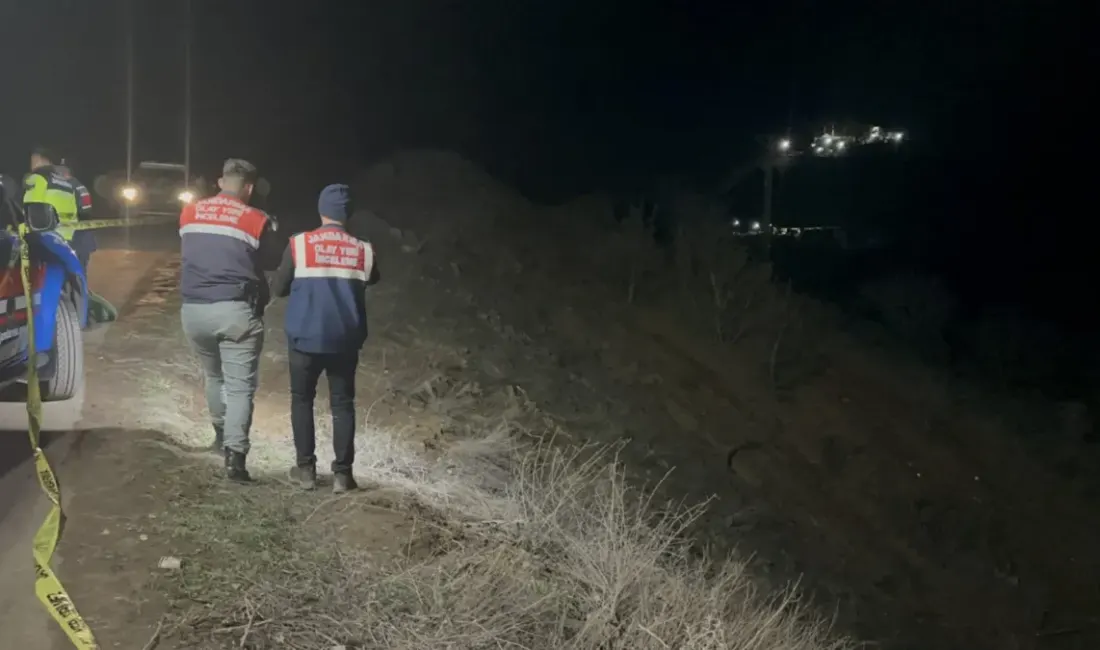Malatya’nın Hekimhan ilçesinde maden işçilerini taşıyan servis minibüsünün devrilmesi sonucu