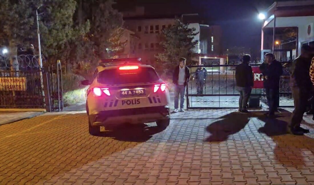 Yeşilyurt ilçesi Konak Mahallesinde bir restoranda meydana gelen silahlı saldırıda