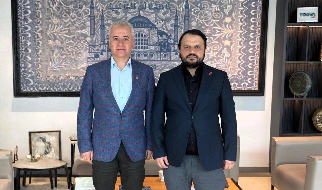 Malatya İş İnsanları Platformu’ndan TÜGVA İstanbul İl Başkanı Çiçen’e Ziyaret Malatya İş İnsanları Platformu, TÜGVA İstanbul İl Başkanı Beytullah Çiçen’i