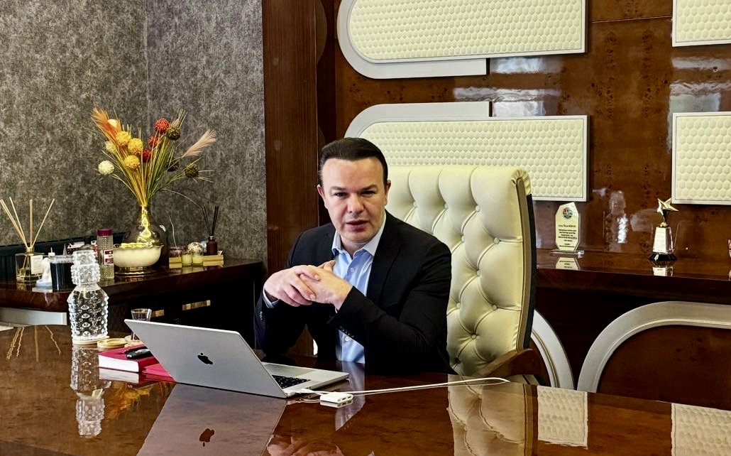 Eğitim Uzmanı Dr. Özcan Mercan, okullarda artan şiddet olayları, dijital