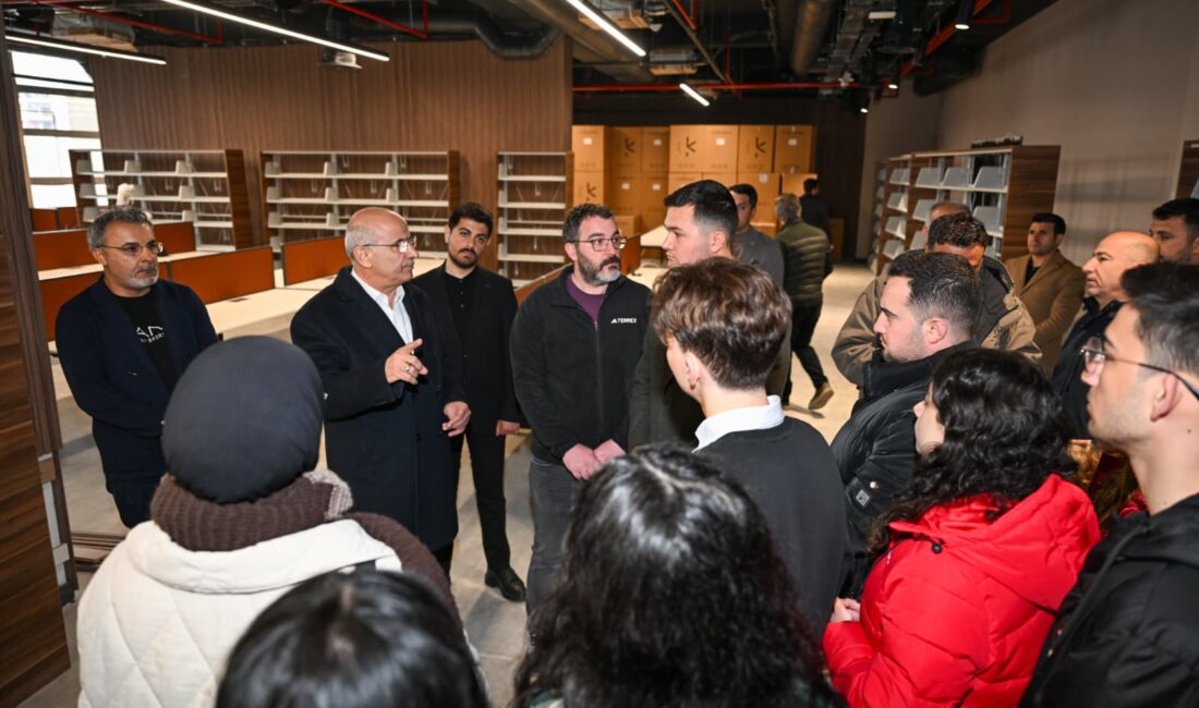 Malatya Büyükşehir Belediye Başkanı Sami Er, Malatya Büyükşehir Belediye binası