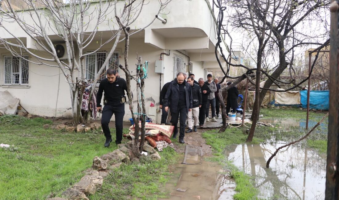 Siirt’te etkili olan aşırı yağışların ardından meydana gelen sel baskınları